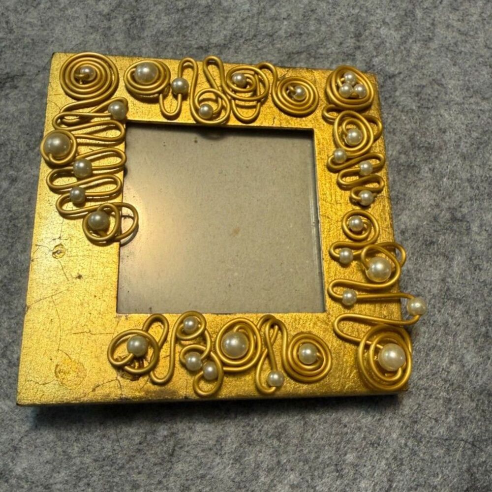 Vintage Jillery by Jill Fagin Gold Wire Swirl Picture Frame with Pearls